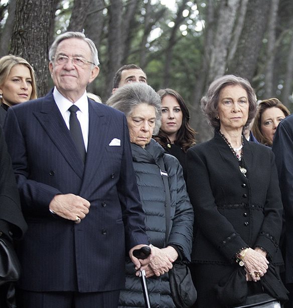 Τέως βασιλιάς Κωνσταντίνος | Στη σκιά των εξελίξεων γύρω από την υγεία της Ειρήνης το μνημόσυνο - Τι αναφέρει ο  Παύλος Ντε Γκρες;