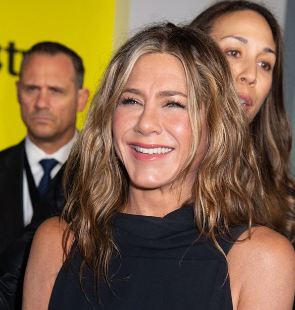 &#x397; &#x3B1;&#x3BE;&#x3B9;&#x3BF;&#x3BB;&#x3AC;&#x3C4;&#x3C1;&#x3B5;&#x3C5;&#x3C4;&#x3B7; &#x3C6;&#x3C9;&#x3C4;&#x3BF;&#x3B3;&#x3C1;&#x3B1;&#x3C6;&#x3AF;&#x3B1; &#x3C4;&#x3B7;&#x3C2; Jennifer Aniston &#x3B1;&#x3C0;&#x3CC; &#x3C4;&#x3B7;&#x3BD; &#x3C0;&#x3B1;&#x3B9;&#x3B4;&#x3B9;&#x3BA;&#x3AE; &#x3C4;&#x3B7;&#x3C2; &#x3B7;&#x3BB;&#x3B9;&#x3BA;&#x3AF;&#x3B1;