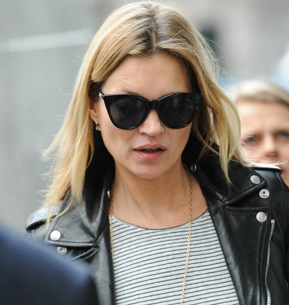 H Kate Moss &#x3B1;&#x3C0;&#x3BF;&#x3B4;&#x3B5;&#x3B9;&#x3BA;&#x3BD;&#x3CD;&#x3B5;&#x3B9; &#x3CC;&#x3C4;&#x3B9; &#x3C0;&#x3B1;&#x3C1;&#x3B1;&#x3BC;&#x3AD;&#x3BD;&#x3B5;&#x3B9; &#x3C4;&#x3BF; &#x3B1;&#x3C0;&#x3CC;&#x3BB;&#x3C5;&#x3C4;&#x3BF; fashion icon