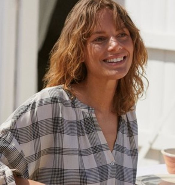 &#x397; Oysho &#x3BA;&#x3B1;&#x3BB;&#x3C9;&#x3C3;&#x3BF;&#x3C1;&#x3AF;&#x3B6;&#x3B5;&#x3B9; &#x3C4;&#x3B7;&#x3BD; &#x3AC;&#x3BD;&#x3BF;&#x3B9;&#x3BE;&#x3B7; &#x3BC;&#x3B5; &#x3BC;&#x3AF;&#x3B1; &#x3BD;&#x3AD;&#x3B1; &#x3B2;&#x3B9;&#x3CE;&#x3C3;&#x3B9;&#x3BC;&#x3B7; &#x3BA;&#x3BF;&#x3BB;&#x3B5;&#x3BE;&#x3B9;&#x3CC;&#x3BD;