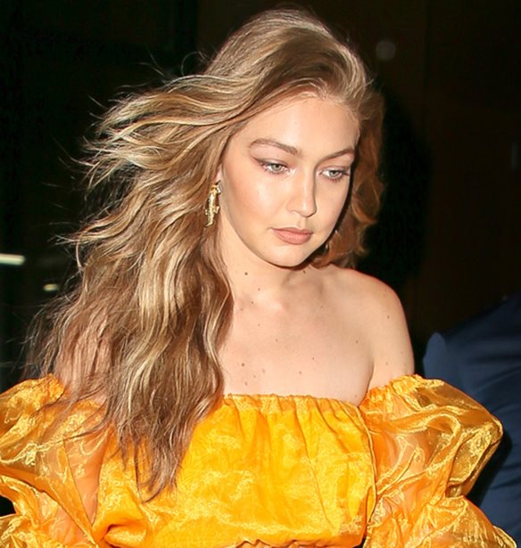 &#x39A;&#x3C5;&#x3BC;&#x3B1;&#x3C4;&#x3B9;&#x3C3;&#x3C4;&#x3AD;&#x3C2; &#x3BC;&#x3C0;&#x3BF;&#x3CD;&#x3BA;&#x3BB;&#x3B5;&#x3C2; | &#x397; hairstylist &#x3C4;&#x3B7;&#x3C2; Gigi Hadid &#x3B1;&#x3C0;&#x3BF;&#x3BA;&#x3AC;&#x3BB;&#x3C5;&#x3C8;&#x3B5; &#x3C4;&#x3BF; &#x3BC;&#x3C5;&#x3C3;&#x3C4;&#x3B9;&#x3BA;&#x3CC;!