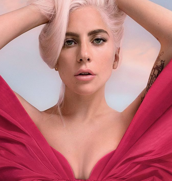 &#x397; Lady Gaga &#x3AD;&#x3B2;&#x3B1;&#x3C8;&#x3B5; &#x3C4;&#x3B1; &#x3BC;&#x3B1;&#x3BB;&#x3BB;&#x3B9;&#x3AC; &#x3C4;&#x3B7;&#x3C2; &#x3C3;&#x3B5; (&#x3AC;&#x3BB;&#x3BB;&#x3BF;) &#x3AD;&#x3BD;&#x3B1; &#x3B1;&#x3C3;&#x3C5;&#x3BD;&#x3AE;&#x3B8;&#x3B9;&#x3C3;&#x3C4;&#x3BF; &#x3C7;&#x3C1;&#x3CE;&#x3BC;&#x3B1;
