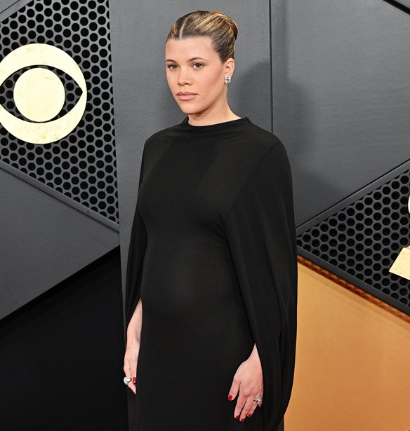 Sofia Richie | &#x397; &#x3B5;&#x3BE;&#x3BF;&#x3BC;&#x3BF;&#x3BB;&#x3CC;&#x3B3;&#x3B7;&#x3C3;&#x3B7; &#x3B3;&#x3B9;&#x3B1; &#x3C4;&#x3B9;&#x3C2; &#x3B5;&#x3C0;&#x3B9;&#x3C0;&#x3BB;&#x3BF;&#x3BA;&#x3AD;&#x3C2; &#x3C0;&#x3BF;&#x3C5; &#x3B5;&#x3AF;&#x3C7;&#x3B5; &#x3BC;&#x3B5;&#x3C4;&#x3AC; &#x3C4;&#x3BF;&#x3BD; &#x3C4;&#x3BF;&#x3BA;&#x3B5;&#x3C4;&#x3CC;