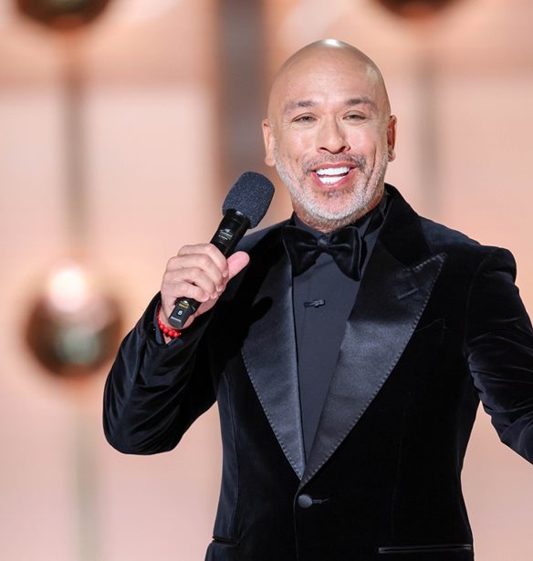 Jo Koy | &#x39F; &#x3BA;&#x3C9;&#x3BC;&#x3B9;&#x3BA;&#x3CC;&#x3C2; &#x3C0;&#x3BF;&#x3C5; &#x3BA;&#x3B1;&#x3C4;&#x3AC;&#x3C6;&#x3B5;&#x3C1;&#x3B5; &#x3BD;&#x3B1; &#x3BA;&#x3B1;&#x3C4;&#x3B1;&#x3C3;&#x3C4;&#x3C1;&#x3AD;&#x3C8;&#x3B5;&#x3B9; &#x3C4;&#x3B7;&#x3BD; 81&#x3B7; &#x3B1;&#x3C0;&#x3BF;&#x3BD;&#x3BF;&#x3BC;&#x3AE; &#x3C4;&#x3C9;&#x3BD; &#x3A7;&#x3C1;&#x3C5;&#x3C3;&#x3CE;&#x3BD; &#x3A3;&#x3C6;&#x3B1;&#x3B9;&#x3C1;&#x3CE;&#x3BD; - H &#x3B1;&#x3BD;&#x3C4;&#x3AF;&#x3B4;&#x3C1;&#x3B1;&#x3C3;&#x3AE; &#x3C4;&#x3BF;&#x3C5; &#x3C3;&#x3C4;&#x3B1; &#x3B1;&#x3C1;&#x3BD;&#x3B7;&#x3C4;&#x3B9;&#x3BA;&#x3AC; &#x3C3;&#x3C7;&#x3CC;&#x3BB;&#x3B9;&#x3B1;