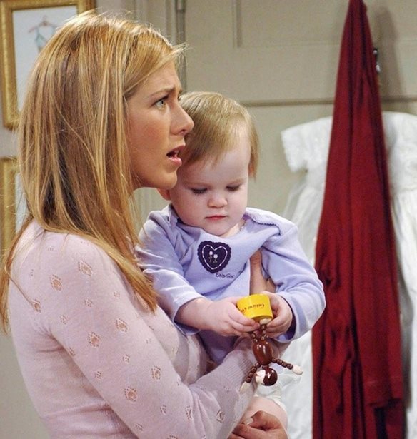 Friends | &#x3A0;&#x3CE;&#x3C2; &#x3B5;&#x3AF;&#x3BD;&#x3B1;&#x3B9; &#x3C3;&#x3AE;&#x3BC;&#x3B5;&#x3C1;&#x3B1; &#x3B7; &quot;&#x3BA;&#x3CC;&#x3C1;&#x3B7;&quot; &#x3C4;&#x3B7;&#x3C2; Jennifer Aniston;