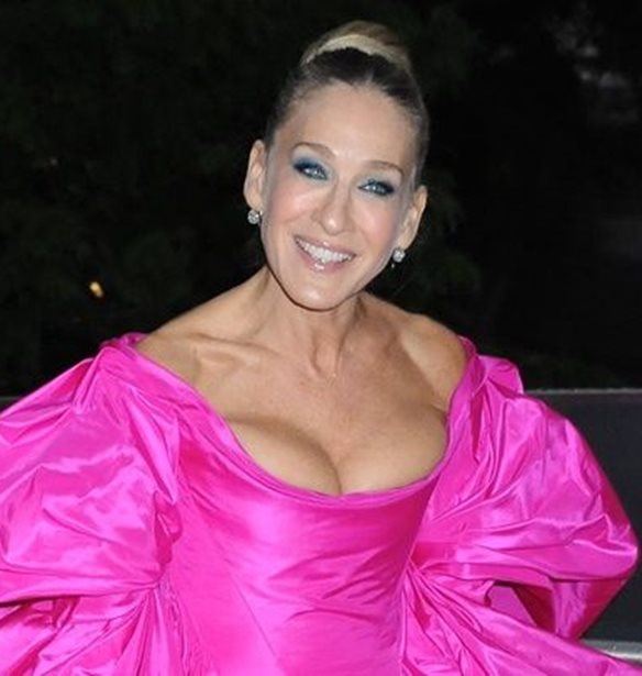 Sarah Jessica Parker: To &#x3BD;&#x3AD;&#x3BF; &#x3C4;&#x3B7;&#x3C2; &#x3C4;&#x3B7;&#x3BB;&#x3B5;&#x3BF;&#x3C0;&#x3C4;&#x3B9;&#x3BA;&#x3AC; &#x3B5;&#x3B3;&#x3C7;&#x3B5;&#x3AF;&#x3C1;&#x3B7;&#x3BC;&#x3B1; &#x3B5;&#x3AF;&#x3BD;&#x3B1;&#x3B9; &#x3BA;&#x3AC;&#x3C4;&#x3B9; &#x3C0;&#x3BF;&#x3C5; &#x3B4;&#x3B5;&#x3BD; &#x3C0;&#x3B5;&#x3C1;&#x3B9;&#x3BC;&#x3AD;&#x3BD;&#x3B1;&#x3BC;&#x3B5;