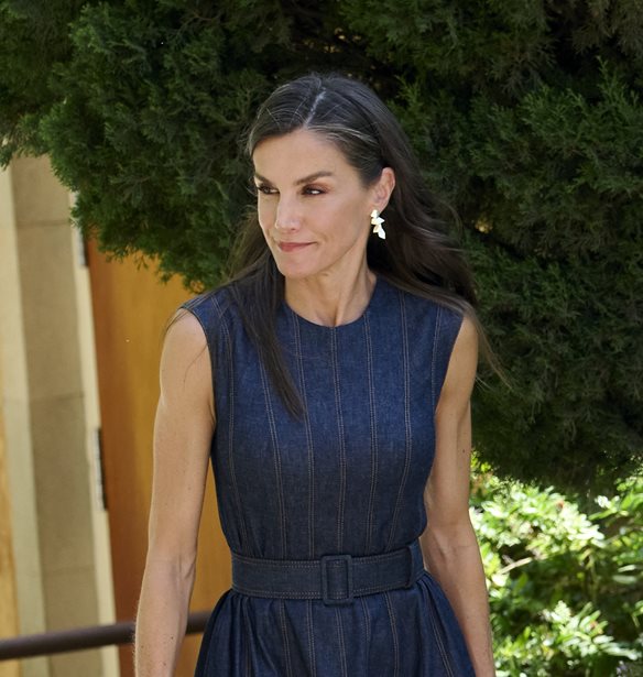&#x397; &#x3B2;&#x3B1;&#x3C3;&#x3AF;&#x3BB;&#x3B9;&#x3C3;&#x3C3;&#x3B1; Letizia &#x3BC;&#x3B5; &#x3B3;&#x3CC;&#x3B2;&#x3B5;&#x3C2; &#x3C0;&#x3BF;&#x3C5; &#x3B8;&#x3B1; &#x3B6;&#x3AE;&#x3BB;&#x3B5;&#x3C5;&#x3B5; &#x3B7; Carrie Bradshaw &#x3C3;&#x3C4;&#x3BF; Sex and the City