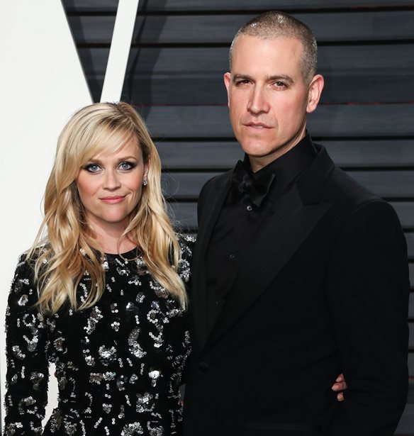 Reese Witherspoon | &#x39A;&#x3B1;&#x3C4;&#x3AD;&#x3B8;&#x3B5;&#x3C3;&#x3B5; &#x3B5;&#x3C0;&#x3AF;&#x3C3;&#x3B7;&#x3BC;&#x3B1; &#x3B1;&#x3AF;&#x3C4;&#x3B7;&#x3C3;&#x3B7; &#x3B4;&#x3B9;&#x3B1;&#x3B6;&#x3C5;&#x3B3;&#x3AF;&#x3BF;&#x3C5; &#x3B1;&#x3C0;&#x3CC; &#x3C4;&#x3BF;&#x3BD; &#x3C3;&#x3CD;&#x3B6;&#x3C5;&#x3B3;&#x3CC; &#x3C4;&#x3B7;&#x3C2; Jim Toth