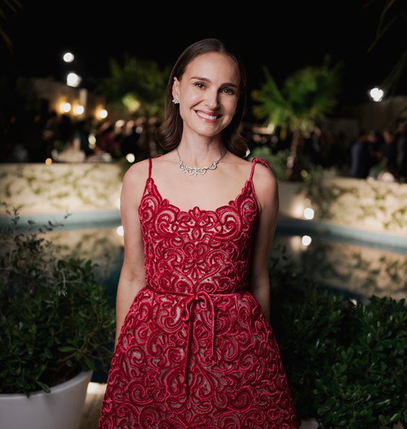 Dior x Madame Figaro | O&#x3B9; glam &#x3B5;&#x3BC;&#x3C6;&#x3B1;&#x3BD;&#x3AF;&#x3C3;&#x3B5;&#x3B9;&#x3C2; &#x3C3;&#x3C4;&#x3B9;&#x3C2; &#x39A;&#x3AC;&#x3BD;&#x3BD;&#x3B5;&#x3C2;