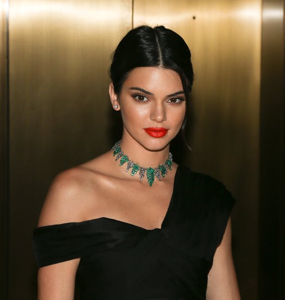 Kendall Jenner: 10 chic streetstyle looks από το supermodel