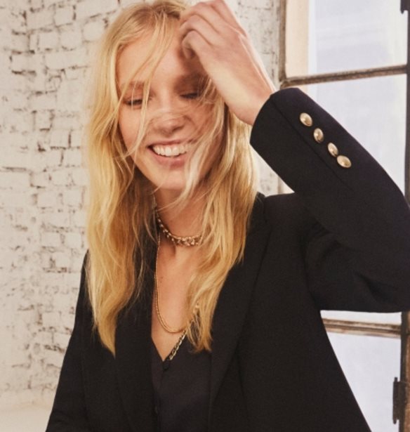 &#x397; &#x3BD;&#x3AD;&#x3B1; Liu Jo &#x3C3;&#x3C5;&#x3BB;&#x3BB;&#x3BF;&#x3B3;&#x3AE; &#x3B8;&#x3B1; &#x3C3;&#x3B5; &#x3BA;&#x3AC;&#x3BD;&#x3B5;&#x3B9; &#x3BD;&#x3B1; &#x3BF;&#x3BD;&#x3B5;&#x3B9;&#x3C1;&#x3B5;&#x3CD;&#x3B5;&#x3C3;&#x3B1;&#x3B9; &#x3BA;&#x3C1;&#x3BF;&#x3C5;&#x3B1;&#x3B6;&#x3B9;&#x3AD;&#x3C1;&#x3B5;&#x3C2; &#x3C3;&#x3C4;&#x3BF; &#x391;&#x3B9;&#x3B3;&#x3B1;&#x3AF;&#x3BF;