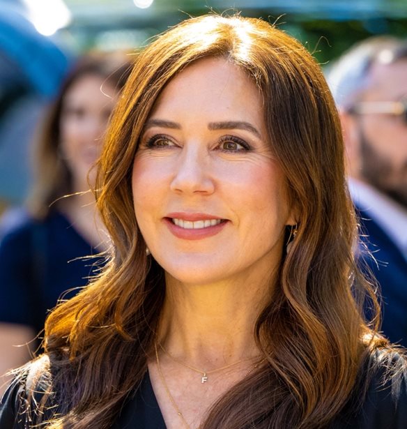 &#x397; &#x3C0;&#x3C1;&#x3B9;&#x3B3;&#x3BA;&#x3AF;&#x3C0;&#x3B9;&#x3C3;&#x3C3;&#x3B1; &#x39C;&#x3B1;&#x3AF;&#x3C1;&#x3B7; &#x3C4;&#x3B7;&#x3C2; &#x394;&#x3B1;&#x3BD;&#x3AF;&#x3B1;&#x3C2; &#x3BC;&#x3B5; &#x3C4;&#x3BF; look &#x3C0;&#x3BF;&#x3C5; &#x3B8;&#x3B1; &#x3C6;&#x3BF;&#x3C1;&#x3AC;&#x3C2; &#x3C3;&#x3C4;&#x3BF; repeat &#x3C4;&#x3BF;&#x3BD; &#x3A3;&#x3B5;&#x3C0;&#x3C4;&#x3AD;&#x3BC;&#x3B2;&#x3C1;&#x3B9;&#x3BF;