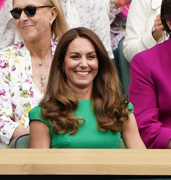 H Kate Middleton &#x3BC;&#x3AC;&#x3C2; &#x3AD;&#x3B4;&#x3C9;&#x3C3;&#x3B5; &#x3CC;&#x3BB;&#x3B7; &#x3C4;&#x3B7;&#x3BD; &#x3AD;&#x3BC;&#x3C0;&#x3BD;&#x3B5;&#x3C5;&#x3C3;&#x3B7; &#x3C0;&#x3BF;&#x3C5; &#x3C7;&#x3C1;&#x3B5;&#x3B9;&#x3B1;&#x3B6;&#x3CC;&#x3BC;&#x3B1;&#x3C3;&#x3C4;&#x3B1;&#x3BD; &#x3B3;&#x3B9;&#x3B1; &#x3C4;&#x3B1; &#x3B2;&#x3C1;&#x3B1;&#x3B4;&#x3B9;&#x3BD;&#x3AC; &#x3BC;&#x3B1;&#x3C2; &#x3C7;&#x3C4;&#x3B5;&#x3BD;&#x3AF;&#x3C3;&#x3BC;&#x3B1;&#x3C4;&#x3B1;