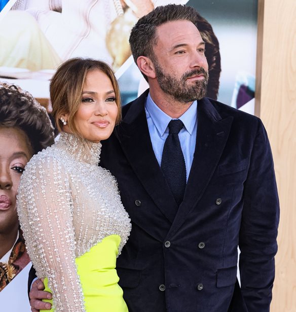 H Jennifer Lopez &#x3BA;&#x3B1;&#x3B9; &#x3BF; Ben Affleck &#x3C3;&#x3B5; &#x3AD;&#x3BE;&#x3BF;&#x3B4;&#x3BF; &#x3BC;&#x3B5; &#x3C4;&#x3B1; &#x3C0;&#x3B1;&#x3B9;&#x3B4;&#x3B9;&#x3AC; &#x3C4;&#x3BF;&#x3C5;&#x3C2;- &#x3A0;&#x3C1;&#x3CE;&#x3C4;&#x3B7; &#x3C6;&#x3BF;&#x3C1;&#x3AC; &#x3BC;&#x3B1;&#x3B6;&#x3AF; &#x3BC;&#x3B5;&#x3C4;&#x3AC; &#x3C4;&#x3B7;&#x3BD; &#x3B1;&#x3AF;&#x3C4;&#x3B7;&#x3C3;&#x3B7; &#x3B4;&#x3B9;&#x3B1;&#x3B6;&#x3C5;&#x3B3;&#x3AF;&#x3BF;&#x3C5;