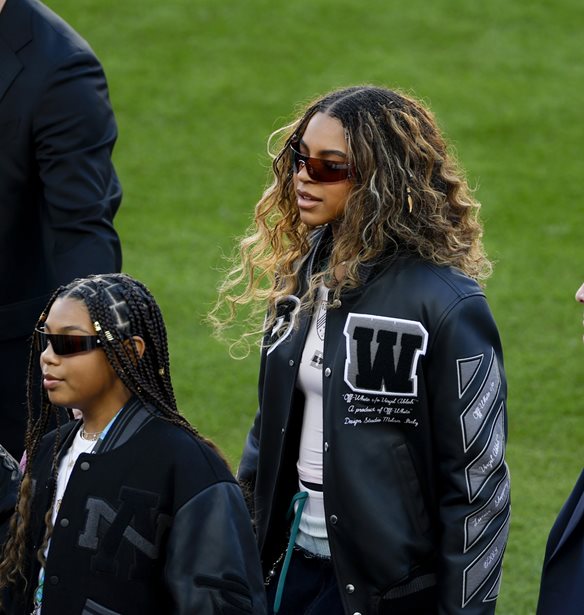 Blue Ivy Carter | Γιατί όλοι μιλούν για την ανανεωμένη εικόνα της 14χρονης κόρης της Beyoncé και του Jay-Z