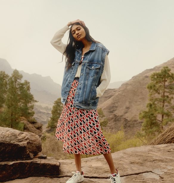 Pepe Jeans London | &#x397; &#x3BD;&#x3AD;&#x3B1; &#x3C3;&#x3C5;&#x3BB;&#x3BB;&#x3BF;&#x3B3;&#x3AE; &#x3B3;&#x3B9;&#x3B1; &#x3C4;&#x3B7; &#x3C3;&#x3B5;&#x3B6;&#x3CC;&#x3BD; &#x386;&#x3BD;&#x3BF;&#x3B9;&#x3BE;&#x3B7;/&#x39A;&#x3B1;&#x3BB;&#x3BF;&#x3BA;&#x3B1;&#x3AF;&#x3C1;&#x3B9; 2022 &#x3B8;&#x3B1; &#x3B1;&#x3BD;&#x3B1;&#x3BD;&#x3B5;&#x3CE;&#x3C3;&#x3B5;&#x3B9; &#x3C4;&#x3BF; casual &#x3BD;&#x3C4;&#x3CD;&#x3C3;&#x3B9;&#x3BC;&#x3BF;