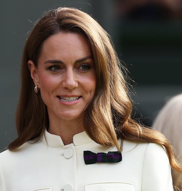 Kate Middleton | O &#x3C3;&#x3C5;&#x3B3;&#x3B3;&#x3B5;&#x3BD;&#x3AE;&#x3C2; &#x3C0;&#x3BF;&#x3C5; &#x3B2;&#x3BB;&#x3AD;&#x3C0;&#x3BF;&#x3C5;&#x3BC;&#x3B5; &#x3C3;&#x3C0;&#x3AC;&#x3BD;&#x3B9;&#x3B1; &#x3B1;&#x3BB;&#x3BB;&#x3AC; &#x3B8;&#x3B1; &#x3B3;&#x3AF;&#x3BD;&#x3B5;&#x3B9; &#x3B7; &quot;&#x3BC;&#x3C5;&#x3C3;&#x3C4;&#x3B9;&#x3BA;&#x3AE; &#x3C5;&#x3C0;&#x3BF;&#x3C3;&#x3C4;&#x3AE;&#x3C1;&#x3B9;&#x3BE;&#x3AE;&quot; &#x3C4;&#x3B7;&#x3C2;