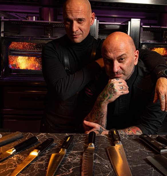 &#x3A4;&#x3B1; Drakoulis Dry &amp; Raw &#x3C3;&#x3C4;&#x3B7;&#x3BD; &#x3B5;&#x3C0;&#x3BF;&#x3C7;&#x3AE; &#x3C4;&#x3BF;&#x3C5; &#x394;&#x3B7;&#x3BC;&#x3AE;&#x3C4;&#x3C1;&#x3B7; &#x39A;&#x3B1;&#x3C4;&#x3C1;&#x3B9;&#x3B2;&#x3AD;&#x3C3;&#x3B7;