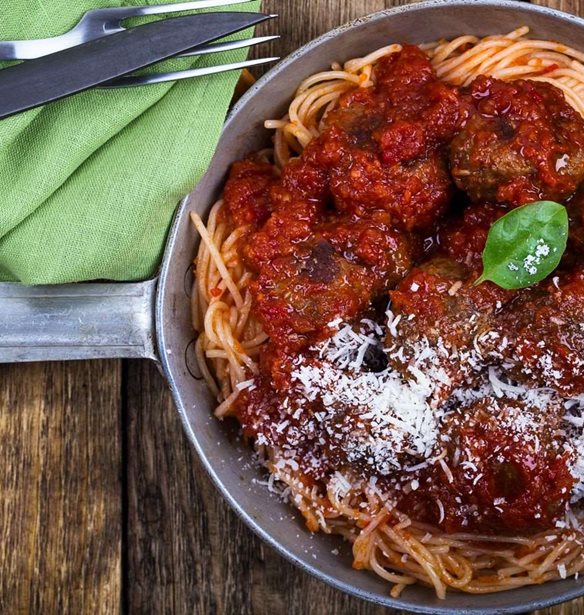 &#x39A;&#x3B5;&#x3C6;&#x3C4;&#x3AD;&#x3B4;&#x3B5;&#x3C2; &#x3BC;&#x3B5; &#x3BC;&#x3B1;&#x3BA;&#x3B1;&#x3C1;&#x3CC;&#x3BD;&#x3B9;&#x3B1;, &#x3BC;&#x3AF;&#x3B1; &#x3C3;&#x3C5;&#x3BD;&#x3C4;&#x3B1;&#x3B3;&#x3AE; &#x3BA;&#x3B1;&#x3C4;&#x3B5;&#x3C5;&#x3B8;&#x3B5;&#x3AF;&#x3B1;&#x3BD; &#x3B1;&#x3C0;&#x3CC; &#x3C4;&#x3B7;&#x3BD; &#x391;&#x3BC;&#x3B5;&#x3C1;&#x3B9;&#x3BA;&#x3AE;