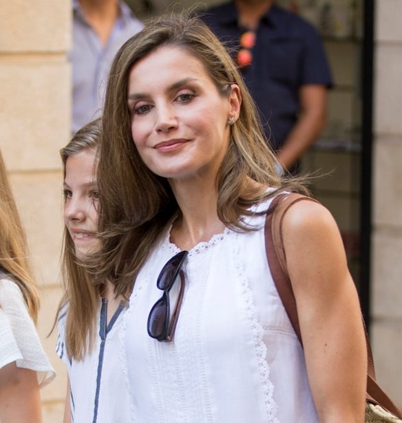 &#x397; &#x3B2;&#x3B1;&#x3C3;&#x3AF;&#x3BB;&#x3B9;&#x3C3;&#x3C3;&#x3B1; Letizia &#x3C4;&#x3B7;&#x3C2; &#x399;&#x3C3;&#x3C0;&#x3B1;&#x3BD;&#x3AF;&#x3B1;&#x3C2; &#x3B4;&#x3B9;&#x3B4;&#x3AC;&#x3C3;&#x3BA;&#x3B5;&#x3B9; &#x3C3;&#x3C4;&#x3C5;&#x3BB; &#x3C3;&#x3C4;&#x3B9;&#x3C2; &#x3B4;&#x3B9;&#x3B1;&#x3BA;&#x3BF;&#x3C0;&#x3AD;&#x3C2; &#x3C4;&#x3B7;&#x3C2;