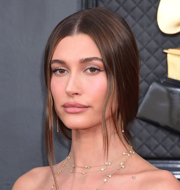 &#x3A4;&#x3BF; genius blush hack &#x3C4;&#x3B7;&#x3C2; Hailey Bieber &#x3B3;&#x3B9;&#x3B1; &#x3C1;&#x3BF;&#x3B4;&#x3B1;&#x3BB;&#x3AE; &#x3B5;&#x3C0;&#x3B9;&#x3B4;&#x3B5;&#x3C1;&#x3BC;&#x3AF;&#x3B4;&#x3B1; &#x3BA;&#x3B1;&#x3B9; (&#x3C0;&#x3BF;&#x3BB;&#x3CD;) &#x3B1;&#x3BD;&#x3BF;&#x3C1;&#x3B8;&#x3C9;&#x3BC;&#x3AD;&#x3BD;&#x3B1; &#x3B6;&#x3C5;&#x3B3;&#x3C9;&#x3BC;&#x3B1;&#x3C4;&#x3B9;&#x3BA;&#x3AC;