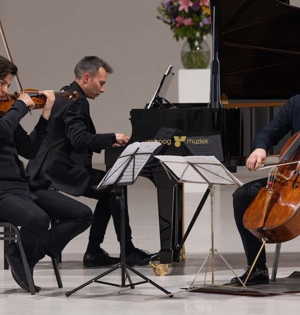 Athens International Music Festival | &#x3A4;&#x3BF; &#x3C6;&#x3B5;&#x3C3;&#x3C4;&#x3B9;&#x3B2;&#x3AC;&#x3BB; &#x3BA;&#x3BB;&#x3B1;&#x3C3;&#x3B9;&#x3BA;&#x3AE;&#x3C2; &#x3BA;&#x3B1;&#x3B9; &#x3BF;&#x3C1;&#x3C7;&#x3B7;&#x3C3;&#x3C4;&#x3C1;&#x3B9;&#x3BA;&#x3AE;&#x3C2; &#x3BC;&#x3BF;&#x3C5;&#x3C3;&#x3B9;&#x3BA;&#x3AE;&#x3C2; &#x3C0;&#x3BF;&#x3C5; &#x3C6;&#x3AD;&#x3C1;&#x3BD;&#x3B5;&#x3B9; &#x3C3;&#x3C4;&#x3B7;&#x3BD; &#x3C0;&#x3C1;&#x3C9;&#x3C4;&#x3B5;&#x3CD;&#x3BF;&#x3C5;&#x3C3;&#x3B1; &#x3C3;&#x3B7;&#x3BC;&#x3B1;&#x3BD;&#x3C4;&#x3B9;&#x3BA;&#x3BF;&#x3CD;&#x3C2; &#x3B4;&#x3B9;&#x3B5;&#x3B8;&#x3BD;&#x3B5;&#x3AF;&#x3C2; &#x3BA;&#x3B1;&#x3BB;&#x3BB;&#x3B9;&#x3C4;&#x3AD;&#x3C7;&#x3BD;&#x3B5;&#x3C2;