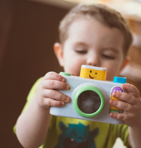 &#x3A4;&#x3BF; &#x3C0;&#x3B1;&#x3B9;&#x3B4;&#x3AF; &#x3BD;&#x3B9;&#x3CE;&#x3B8;&#x3B5;&#x3B9; &#x3BC;&#x3B5;&#x3B3;&#x3B1;&#x3BB;&#x3CD;&#x3C4;&#x3B5;&#x3C1;&#x3B7; &#x3B1;&#x3C3;&#x3C6;&#x3AC;&#x3BB;&#x3B5;&#x3B9;&#x3B1; &#x3BA;&#x3B1;&#x3B9; &#x3C3;&#x3B9;&#x3B3;&#x3BF;&#x3C5;&#x3C1;&#x3B9;&#x3AC;, &#x3B1;&#x3BD; &#x3B1;&#x3BA;&#x3BF;&#x3BB;&#x3BF;&#x3C5;&#x3B8;&#x3B5;&#x3AF; &#x3BC;&#x3B9;&#x3B1; &#x3BA;&#x3B1;&#x3B8;&#x3B7;&#x3BC;&#x3B5;&#x3C1;&#x3B9;&#x3BD;&#x3AE; &#x3C1;&#x3BF;&#x3C5;&#x3C4;&#x3AF;&#x3BD;&#x3B1;