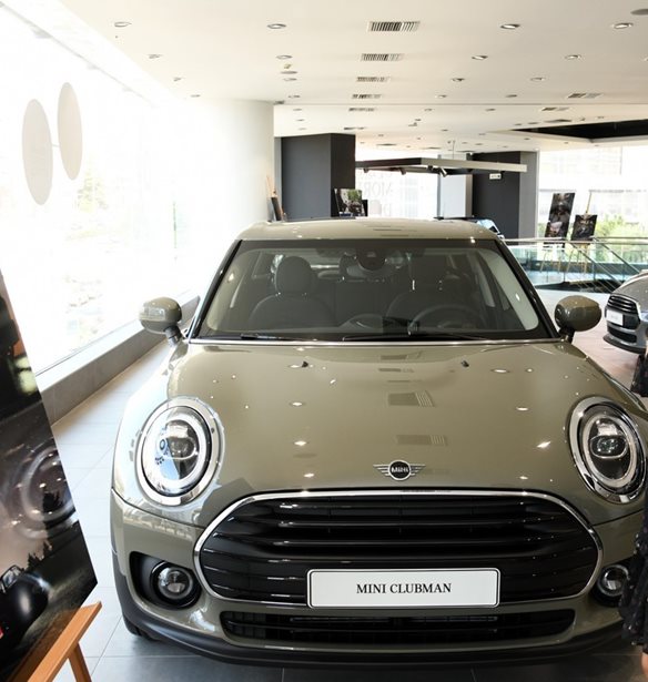 MINI Clubman: &#x3A4;&#x3BF; &#x3BD;&#x3AD;&#x3BF; &quot;Street Style Icon&quot; &#x3C0;&#x3BF;&#x3C5; &#x3B3;&#x3BD;&#x3CE;&#x3C1;&#x3B9;&#x3C3;&#x3B1; &#x3C3;&#x3C4;&#x3B7; &#x3A3;&#x3C0;&#x3B1;&#x3BD;&#x3CC;&#x3C2; &#x391;&#x395;.