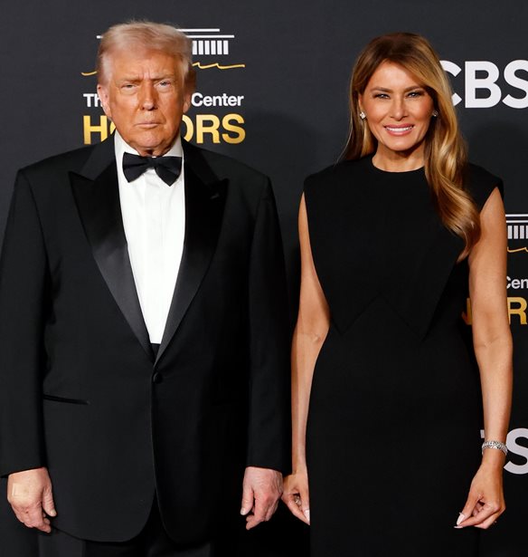 Melania Trump | &#x39C;&#x3B5; quiet luxury outfit &#x3C3;&#x3C4;&#x3BF; 48&#x3BF; Kennedy Center Honors