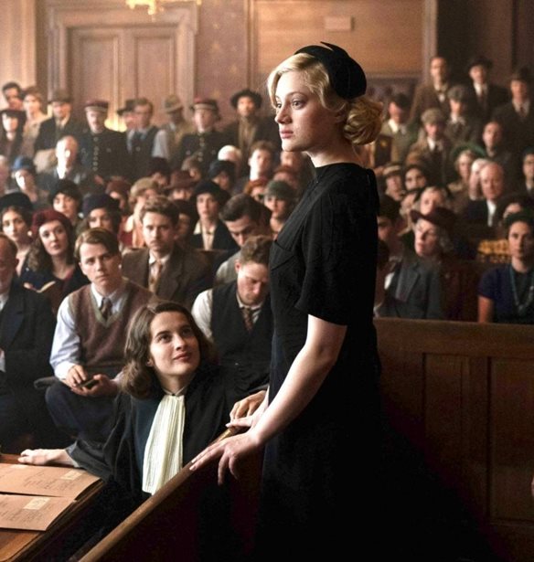 Nadia Tereszkiewicz | &#x397; &#x3BD;&#x3AD;&#x3B1; &#x3C0;&#x3C1;&#x3C9;&#x3C4;&#x3B1;&#x3B3;&#x3C9;&#x3BD;&#x3AF;&#x3C3;&#x3C4;&#x3C1;&#x3B9;&#x3B1; &#x3C4;&#x3BF;&#x3C5; Francois Ozon &#x3B8;&#x3B1; &#x3C3;&#x3BF;&#x3C5; &#x3BA;&#x3BB;&#x3AD;&#x3C8;&#x3B5;&#x3B9; &#x3C4;&#x3B7;&#x3BD; &#x3BA;&#x3B1;&#x3C1;&#x3B4;&#x3B9;&#x3AC;