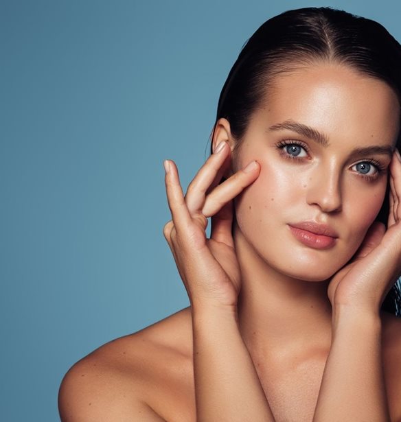 Η κρέμα που θα σου χαρίσει λαμπερό και νεανικό βλέμμα