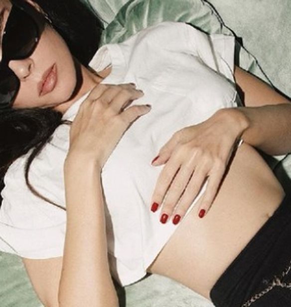 Fashion School | &#x38C;&#x3C3;&#x3B1; &#x3C0;&#x3C1;&#x3AD;&#x3C0;&#x3B5;&#x3B9; &#x3BD;&#x3B1; &#x3B3;&#x3BD;&#x3C9;&#x3C1;&#x3AF;&#x3B6;&#x3B5;&#x3B9;&#x3C2; &#x3B3;&#x3B9;&#x3B1; &#x3C4;&#x3BF; T-shirt