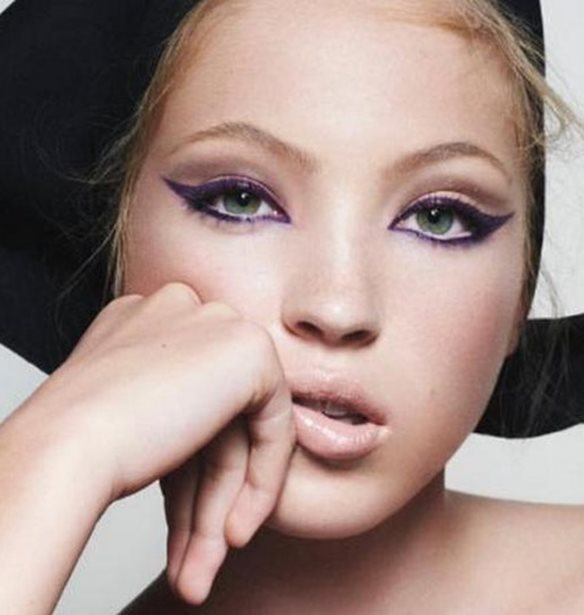 H &#x3C4;&#x3C1;&#x3C5;&#x3C6;&#x3B5;&#x3C1;&#x3AE; &#x3B1;&#x3BD;&#x3AC;&#x3C1;&#x3C4;&#x3B7;&#x3C3;&#x3B7; &#x3C4;&#x3B7;&#x3C2; Lila Grace &#x3B3;&#x3B9;&#x3B1; &#x3C4;&#x3B1; &#x3B3;&#x3B5;&#x3BD;&#x3AD;&#x3B8;&#x3BB;&#x3B9;&#x3B1; &#x3C4;&#x3B7;&#x3C2; &#x3BC;&#x3B7;&#x3C4;&#x3AD;&#x3C1;&#x3B1;&#x3C2; &#x3C4;&#x3B7;&#x3C2;, Kate Moss