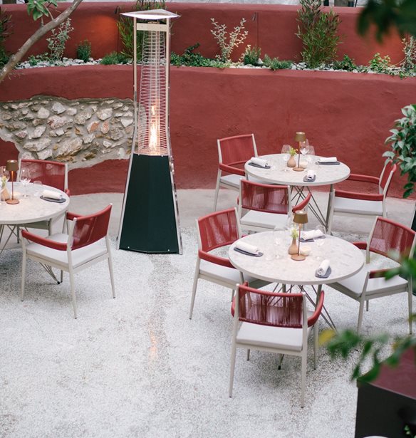 &#x3A4;&#x3BF; &#x3B2;&#x3C1;&#x3B1;&#x3B2;&#x3B5;&#x3C5;&#x3BC;&#x3AD;&#x3BD;&#x3BF; &#x3BC;&#x3B5; &#x3B1;&#x3C3;&#x3C4;&#x3AD;&#x3C1;&#x3B9; Michelin &#x3B5;&#x3C3;&#x3C4;&#x3B9;&#x3B1;&#x3C4;&#x3CC;&#x3C1;&#x3B9;&#x3BF; Soil &#x3C5;&#x3C0;&#x3BF;&#x3B4;&#x3AD;&#x3C7;&#x3B5;&#x3C4;&#x3B1;&#x3B9; &#x3C4;&#x3BF;&#x3C5;&#x3C2; &#x3C6;&#x3AF;&#x3BB;&#x3BF;&#x3C5;&#x3C2; &#x3C4;&#x3BF;&#x3C5; &#x3C3;&#x3C4;&#x3BF;&#x3BD; &#x3BA;&#x3AE;&#x3C0;&#x3BF; &#x3C4;&#x3BF;&#x3C5; &#x3C3;&#x3C4;&#x3BF; &#x391;&#x3BB;&#x3B5;&#x3C0;&#x3BF;&#x3C7;&#x3CE;&#x3C1;&#x3B9;.