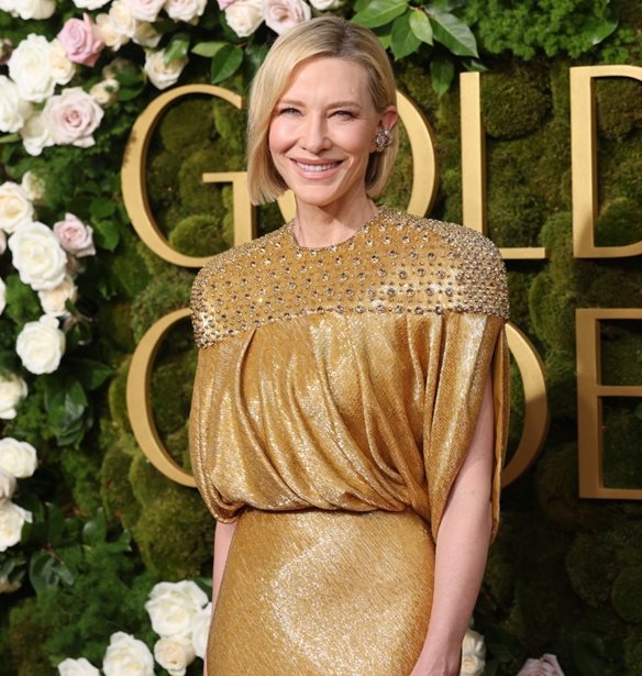 Οι 25 πιο κομψές εμφανίσεις σε κόκκινο χαλί που θα θυμόμαστε από τη χρονιά που πέρασε