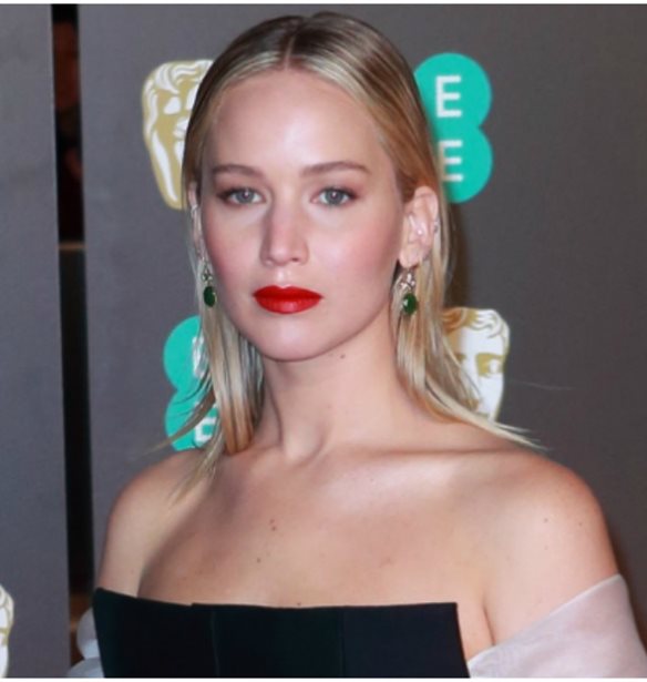 BAFTA 2018: &#x3A5;&#x3C0;&#x3AE;&#x3C1;&#x3C7;&#x3B1;&#x3BD; &#x3B1;&#x3C1;&#x3BA;&#x3B5;&#x3C4;&#x3AC; beauty looks &#x3C0;&#x3BF;&#x3C5; &#x3BC;&#x3B1;&#x3C2; &#x3AC;&#x3C1;&#x3B5;&#x3C3;&#x3B1;&#x3BD; &#x3BA;&#x3B1;&#x3B9; &#x3C0;&#x3C1;&#x3AD;&#x3C0;&#x3B5;&#x3B9; &#x3BD;&#x3B1; &#x3C4;&#x3BF; &#x3BF;&#x3BC;&#x3BF;&#x3BB;&#x3BF;&#x3B3;&#x3AE;&#x3C3;&#x3BF;&#x3C5;&#x3BC;&#x3B5;!