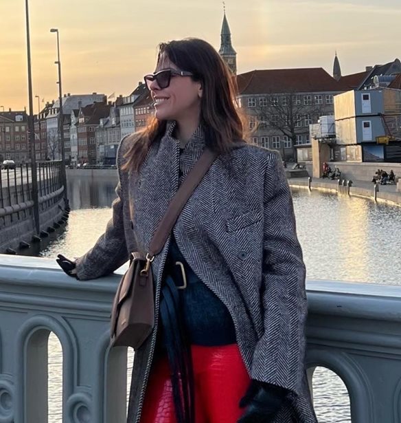 &#x3A4;&#x3B1; looks &#x3C4;&#x3B7;&#x3C2; &#x388;&#x3BB;&#x3B5;&#x3BD;&#x3B1;&#x3C2; &#x393;&#x3B1;&#x3BB;&#x3CD;&#x3C6;&#x3B1; &#x3C3;&#x3C4;&#x3B7;&#x3BD; &#x3B5;&#x3B2;&#x3B4;&#x3BF;&#x3BC;&#x3AC;&#x3B4;&#x3B1; &#x3BC;&#x3CC;&#x3B4;&#x3B1;&#x3C2; &#x3C4;&#x3B7;&#x3C2; &#x39A;&#x3BF;&#x3C0;&#x3B5;&#x3B3;&#x3C7;&#x3AC;&#x3B3;&#x3B7;&#x3C2; &#x3B5;&#x3AF;&#x3BD;&#x3B1;&#x3B9; &#x3B7; &#x3C3;&#x3C4;&#x3B9;&#x3BB;&#x3B9;&#x3C3;&#x3C4;&#x3B9;&#x3BA;&#x3AE; &#x3AD;&#x3BC;&#x3C0;&#x3BD;&#x3B5;&#x3C5;&#x3C3;&#x3B7; &#x3C0;&#x3BF;&#x3C5; &#x3C7;&#x3C1;&#x3B5;&#x3B9;&#x3AC;&#x3B6;&#x3B5;&#x3C3;&#x3B1;&#x3B9;