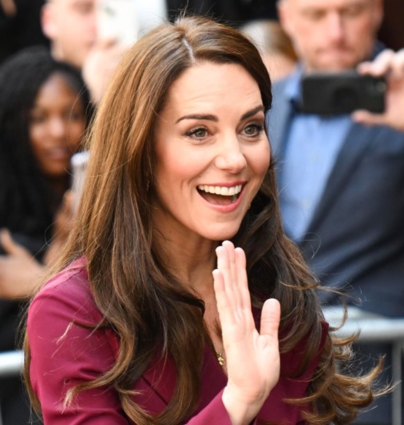 Spoiler | &#x3A4;&#x3B9; &#x3B8;&#x3B1; &#x3C6;&#x3BF;&#x3C1;&#x3AD;&#x3C3;&#x3B5;&#x3B9; &#x3B7; Kate Middleton &#x3C3;&#x3C4;&#x3B7;&#x3BD; &#x3C4;&#x3B5;&#x3BB;&#x3B5;&#x3C4;&#x3AE; &#x3C3;&#x3C4;&#x3AD;&#x3C8;&#x3B7;&#x3C2; &#x3C4;&#x3BF;&#x3C5; &#x39A;&#x3B1;&#x3C1;&#x3CC;&#x3BB;&#x3BF;&#x3C5;