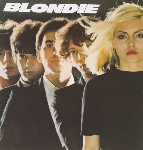&quot;Against the Odds&quot;: &#x388;&#x3BD;&#x3B1; graphic novel &#x3B3;&#x3B9;&#x3B1; &#x3C4;&#x3BF;&#x3C5;&#x3C2; Blondie