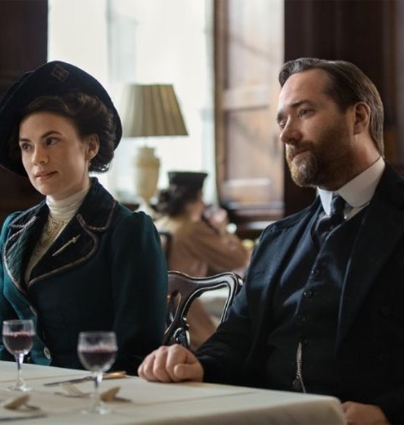 Howards End: &#x3A4;&#x3BF; &#x3BA;&#x3BB;&#x3B1;&#x3C3;&#x3B9;&#x3BA;&#x3CC; &#x3BC;&#x3C5;&#x3B8;&#x3B9;&#x3C3;&#x3C4;&#x3CC;&#x3C1;&#x3B7;&#x3BC;&#x3B1; &#x3B3;&#x3AF;&#x3BD;&#x3B5;&#x3C4;&#x3B1;&#x3B9; &#x3C3;&#x3B5;&#x3B9;&#x3C1;&#x3AC; &#x3B5;&#x3C0;&#x3BF;&#x3C7;&#x3AE;&#x3C2;