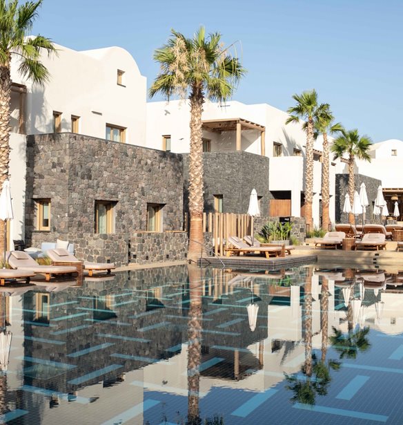 Radisson Blu Zaffron Resort | &#x3A4;&#x3BF; &#x3BA;&#x3C5;&#x3BA;&#x3BB;&#x3B1;&#x3B4;&#x3AF;&#x3C4;&#x3B9;&#x3BA;&#x3B7;&#x3C2; &#x3C6;&#x3B9;&#x3BB;&#x3BF;&#x3C3;&#x3BF;&#x3C6;&#x3AF;&#x3B1;&#x3C2; resort &#x3C0;&#x3BF;&#x3C5; &#x3BC;&#x3AC;&#x3C2; &#x3BF;&#x3B4;&#x3B7;&#x3B3;&#x3B5;&#x3AF; (&#x3BA;&#x3B1;&#x3B9;) &#x3C6;&#x3AD;&#x3C4;&#x3BF;&#x3C2; &#x3C3;&#x3C4;&#x3B7; &#x3A3;&#x3B1;&#x3BD;&#x3C4;&#x3BF;&#x3C1;&#x3AF;&#x3BD;&#x3B7;