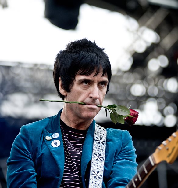 &#x39F; &#x3B8;&#x3C1;&#x3CD;&#x3BB;&#x3BF;&#x3C2; Johnny Marr &#x3AD;&#x3C1;&#x3C7;&#x3B5;&#x3C4;&#x3B1;&#x3B9; &#x3B3;&#x3B9;&#x3B1; &#x3C0;&#x3C1;&#x3CE;&#x3C4;&#x3B7; &#x3C6;&#x3BF;&#x3C1;&#x3AC; &#x3C3;&#x3C4;&#x3B7;&#x3BD; &#x391;&#x3B8;&#x3AE;&#x3BD;&#x3B1;