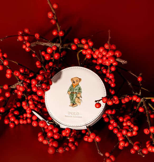 &#x3A3;&#x3C4;&#x3B9;&#x3C2; Polo Ralph Lauren boutiques &#x3B8;&#x3B1; &#x3B2;&#x3C1;&#x3B5;&#x3B9;&#x3C2; &#x3C4;&#x3B1; &#x3C9;&#x3C1;&#x3B1;&#x3B9;&#x3CC;&#x3C4;&#x3B5;&#x3C1;&#x3B1; &#x3B4;&#x3CE;&#x3C1;&#x3B1; &#x3B3;&#x3B9;&#x3B1; &#x3C4;&#x3BF;&#x3C5; &#x391;&#x3B3;&#x3AF;&#x3BF;&#x3C5; &#x392;&#x3B1;&#x3BB;&#x3B5;&#x3BD;&#x3C4;&#x3AF;&#x3BD;&#x3BF;&#x3C5;
