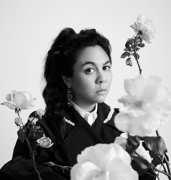 Simone Rocha | H &#x3C3;&#x3C7;&#x3B5;&#x3B4;&#x3B9;&#x3AC;&#x3C3;&#x3C4;&#x3C1;&#x3B9;&#x3B1; &#x3BC;&#x3B9;&#x3BB;&#x3AC;&#x3B5;&#x3B9; &#x3B3;&#x3B9;&#x3B1; &#x3C4;&#x3B7; &#x3C3;&#x3C5;&#x3BD;&#x3B5;&#x3C1;&#x3B3;&#x3B1;&#x3C3;&#x3AF;&#x3B1; &#x3C4;&#x3B7;&#x3C2; &#x3BC;&#x3B5; &#x3C4;&#x3B7;&#x3BD; &#x397;&amp;&#x39C;