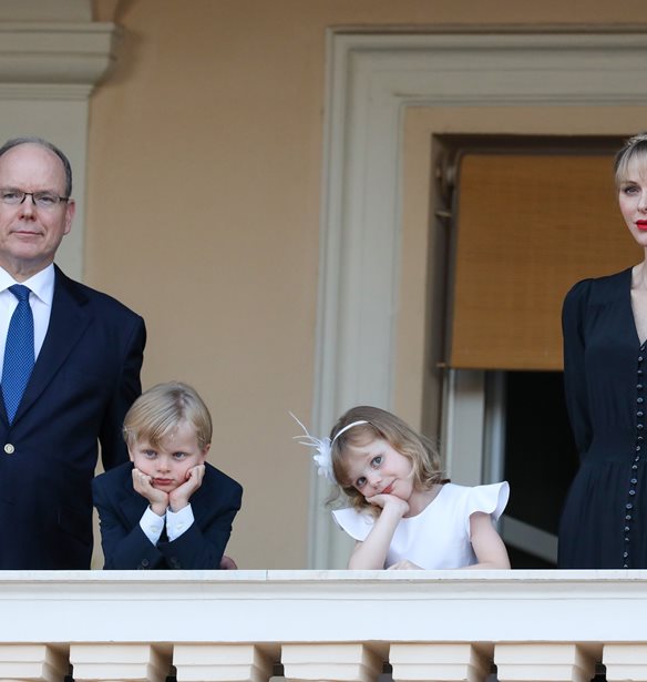 &#x391;&#x3C0;&#x3BF;&#x3BA;&#x3AC;&#x3BB;&#x3C5;&#x3C8;&#x3B7; | &#x39F; &#x391;&#x3BB;&#x3B2;&#x3AD;&#x3C1;&#x3C4;&#x3BF;&#x3C2; &#x3B4;&#x3AF;&#x3BD;&#x3B5;&#x3B9; 12 &#x3B5;&#x3BA;&#x3B1;&#x3C4;&#x3BF;&#x3BC;&#x3BC;&#x3CD;&#x3C1;&#x3B9;&#x3B1; &#x3B5;&#x3C5;&#x3C1;&#x3CE; &#x3C4;&#x3BF; &#x3C7;&#x3C1;&#x3CC;&#x3BD;&#x3BF; &#x3C3;&#x3C4;&#x3B7; Charlene &#x3B3;&#x3B9;&#x3B1; &#x3BD;&#x3B1; &#x3C4;&#x3BF;&#x3BD; &#x3C3;&#x3C5;&#x3BD;&#x3BF;&#x3B4;&#x3B5;&#x3CD;&#x3B5;&#x3B9; &#x3C3;&#x3C4;&#x3B9;&#x3C2; &#x3B2;&#x3B1;&#x3C3;&#x3B9;&#x3BB;&#x3B9;&#x3BA;&#x3AD;&#x3C2; &#x3C4;&#x3BF;&#x3C5; &#x3C5;&#x3C0;&#x3BF;&#x3C7;&#x3C1;&#x3B5;&#x3CE;&#x3C3;&#x3B5;&#x3B9;&#x3C2;