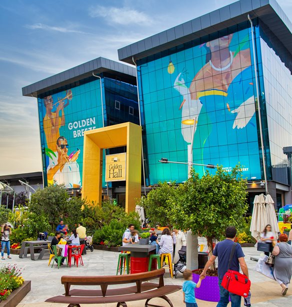 &#x3A4;&#x3BF; Taste Garden &#x3B5;&#x3C0;&#x3AD;&#x3C3;&#x3C4;&#x3C1;&#x3B5;&#x3C8;&#x3B5; &#x3C3;&#x3C4;&#x3BF; Golden Hall  &#x3BC;&#x3B5; pop art &#x3B4;&#x3B9;&#x3AC;&#x3B8;&#x3B5;&#x3C3;&#x3B7;!