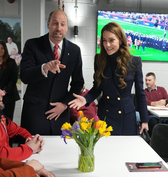 &#x3A0;&#x3C1;&#x3AF;&#x3B3;&#x3BA;&#x3B9;&#x3C0;&#x3B1;&#x3C2; William &amp; Kate Middleton | &#x394;&#x3CD;&#x3BF; &#x3BE;&#x3AD;&#x3BD;&#x3BF;&#x3B9; &#x3C3;&#x3C4;&#x3BF; &#x3AF;&#x3B4;&#x3B9;&#x3BF; &#x3B3;&#x3AE;&#x3C0;&#x3B5;&#x3B4;&#x3BF; &#x3C3;&#x3C4;&#x3B7; &#x3BD;&#x3AD;&#x3B1; &#x3C4;&#x3BF;&#x3C5;&#x3C2; &#x3B4;&#x3B7;&#x3BC;&#x3CC;&#x3C3;&#x3B9;&#x3B1; &#x3B5;&#x3BC;&#x3C6;&#x3AC;&#x3BD;&#x3B9;&#x3C3;&#x3B7;