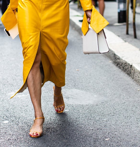 Παπούτσια Καλοκαίρι 2020 | Τα 5 χρώματα που πρέπει να φορέσεις αυτή τη σεζόν