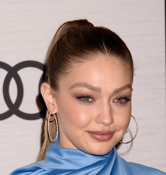 Gigi Hadid | &#x3A4;&#x3BF; &#x3C0;&#x3B1;&#x3C3;&#x3C7;&#x3B1;&#x3BB;&#x3B9;&#x3BD;&#x3CC; &#x3C6;&#x3BF;&#x3C1;&#x3BC;&#x3AC;&#x3BA;&#x3B9; &#x3C4;&#x3B7;&#x3C2; &#x3BA;&#x3CC;&#x3C1;&#x3B7;&#x3C2; &#x3C4;&#x3B7;&#x3C2; &#x3B5;&#x3AF;&#x3BD;&#x3B1;&#x3B9; &#x3CC;,&#x3C4;&#x3B9; &#x3C0;&#x3B9;&#x3BF; cute &#x3B8;&#x3B1; &#x3B4;&#x3B5;&#x3B9;&#x3C2; &#x3C3;&#x3AE;&#x3BC;&#x3B5;&#x3C1;&#x3B1;