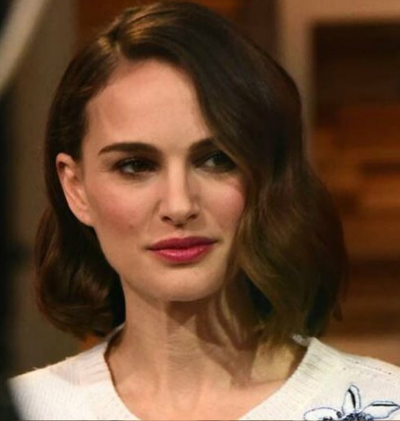 &#x39A;&#x3B1;&#x3B9; &#x3B7; Natalie Portman &#x3C3;&#x3C4;&#x3BF; &#x3BA;&#x3AF;&#x3BD;&#x3B7;&#x3BC;&#x3B1; &#x3BA;&#x3B1;&#x3C4;&#x3AC; &#x3C4;&#x3BF;&#x3C5; &#x3C3;&#x3B5;&#x3BE;&#x3B9;&#x3C3;&#x3BC;&#x3BF;&#x3CD; &#x3C3;&#x3C4;&#x3BF; Hollywood